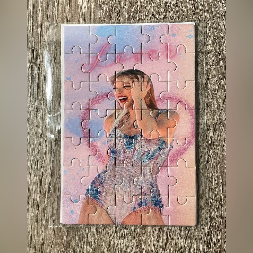 Taylor Swift Puzzle